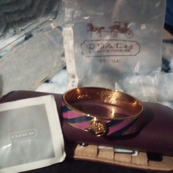 Bracelet - Picture 6 of 7